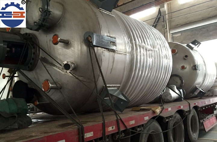 電加熱反應(yīng)釜發(fā)貨中 電加熱反應(yīng)釜發(fā)貨中