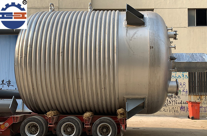 50m3不銹鋼反應(yīng)釜 50m3不銹鋼反應(yīng)釜